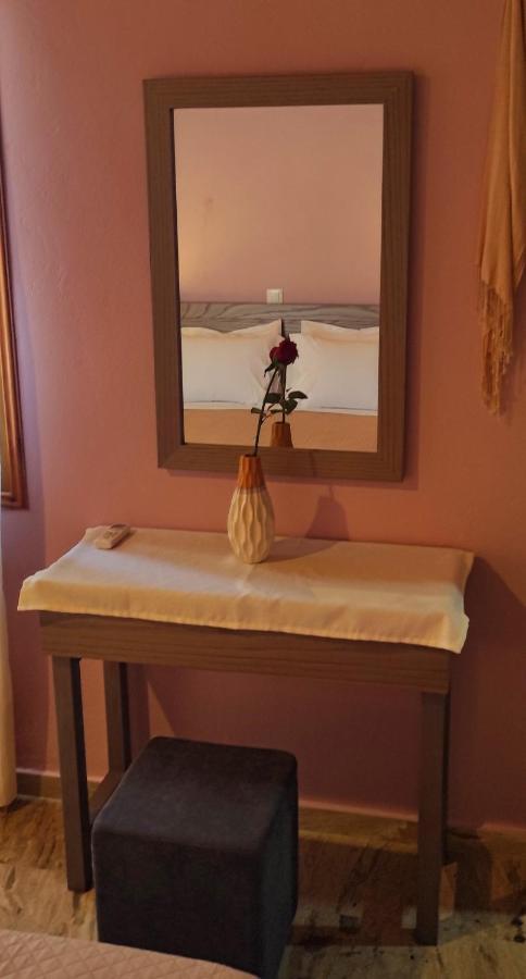 Artaki Beach Comfy Apartment Koróni Extérieur photo